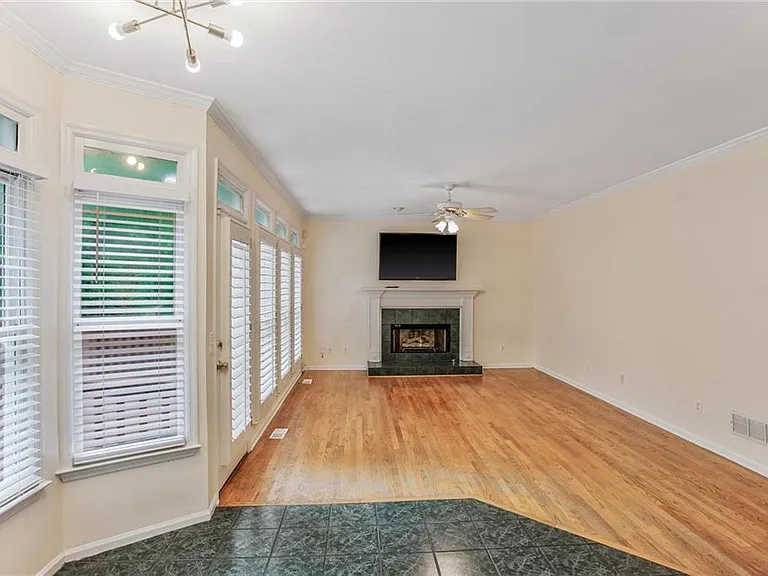 16 Ancient Oak Ct NE — Photo 17