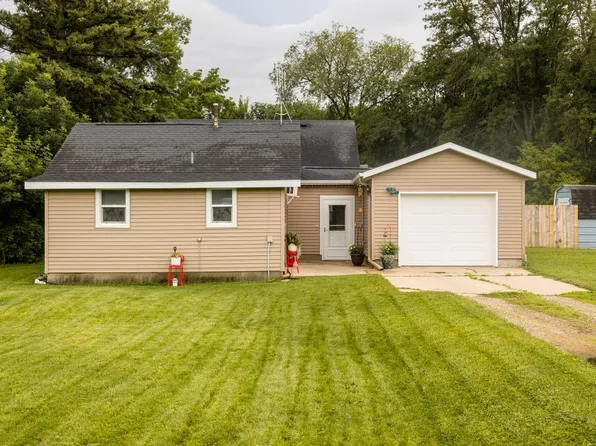 600 W 1st Ave, Osakis, MN 56360