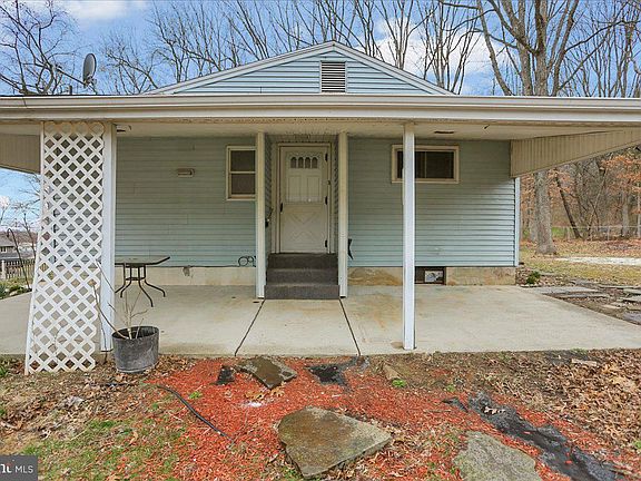 5th image of 14 Alpine Ln