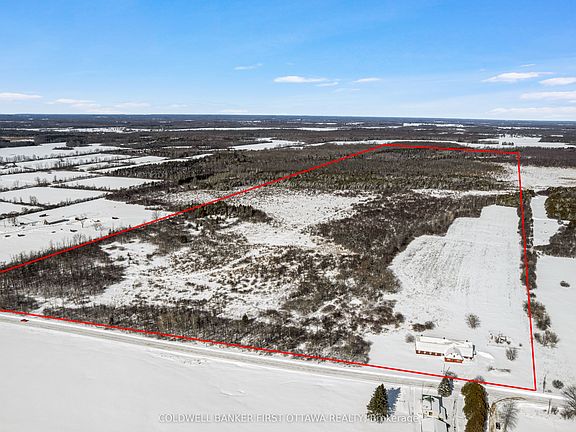 3rd image of 10248 Dixie Rd E