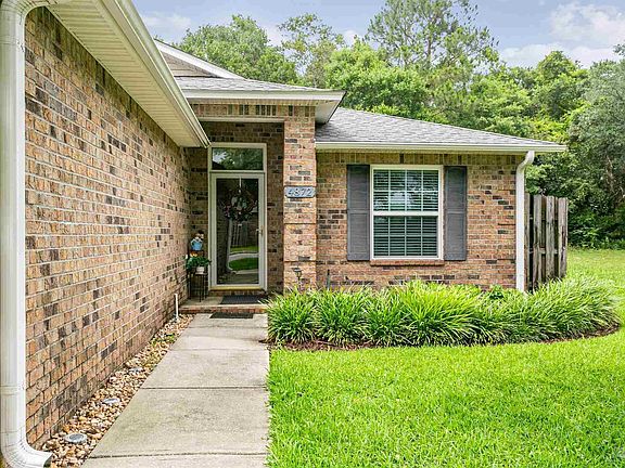 3rd image of 4872 Makenna Cir