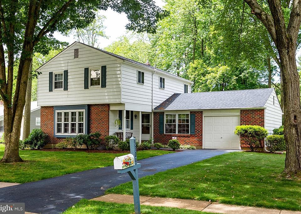 1st image of 3309 Tunison Dr