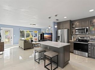 11305 NW 38th St, Coral Springs, FL 33065