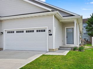 841 Sawgrass Dr, Norwalk, IA 50211