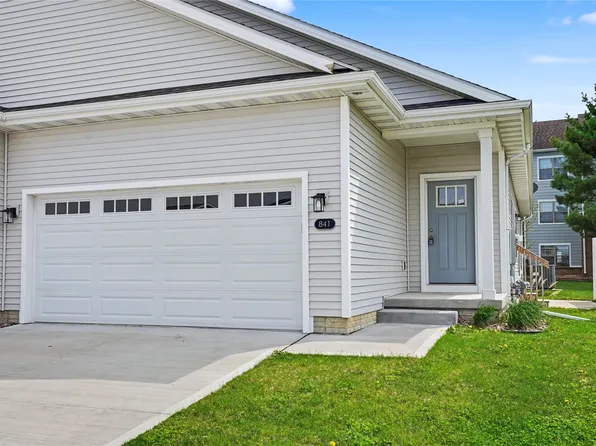 841 Sawgrass Dr, Norwalk, IA 50211