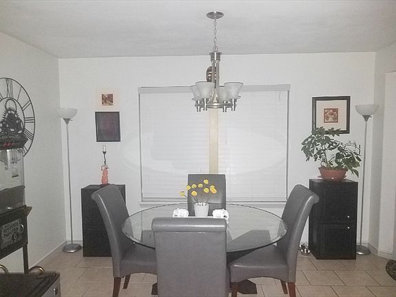 4th image of 2241 Ivy Dr