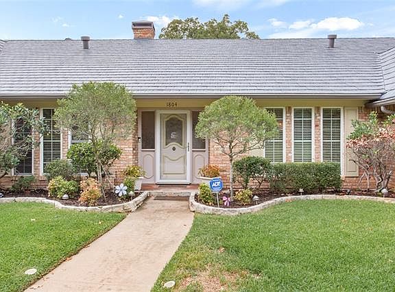 5th image of 1804 Woodside Dr