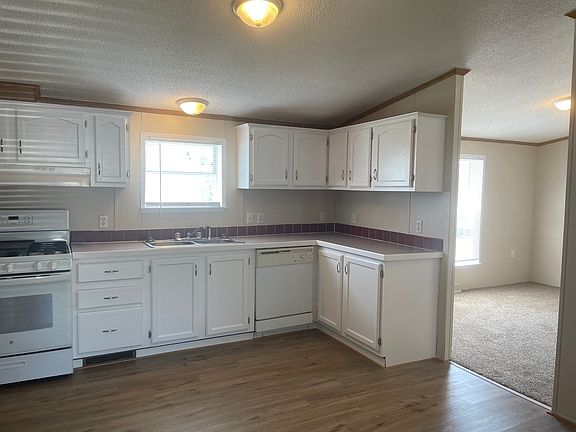 4th image of 538 Sorrel Dr #538