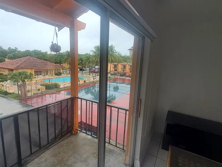 7151 Miami Lakes Dr #P36 — Photo 1