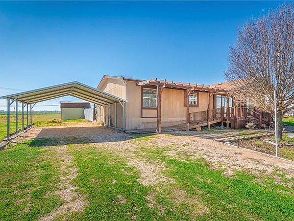 4th image of 121 Yaupon Dr