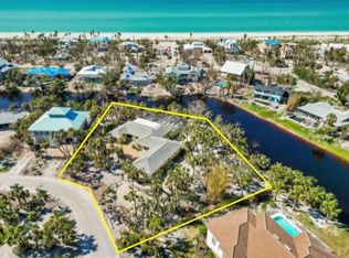 1003 Fish Crow Rd, Sanibel, FL 33957