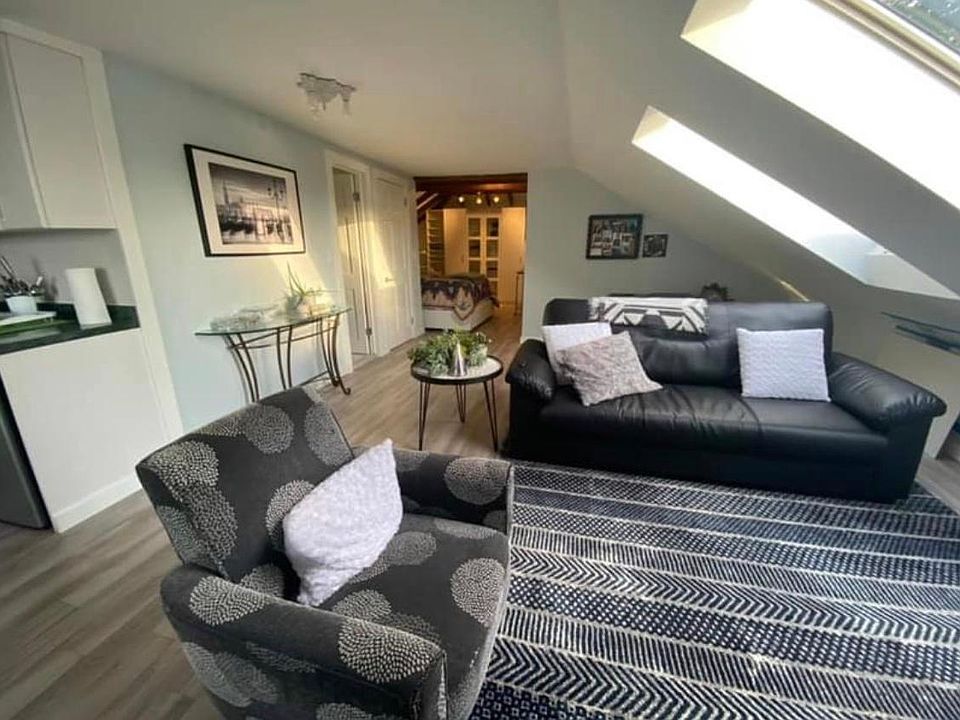 1st image of 85 Summit Dr #1