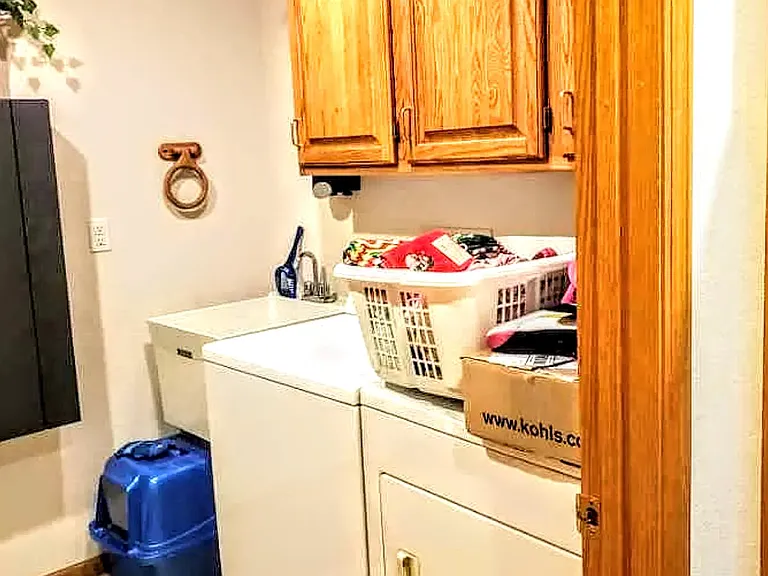1901 Lillian Dr — Photo 11