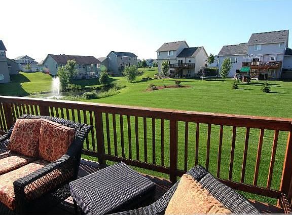 2nd image of 13903 Belvidere Ct
