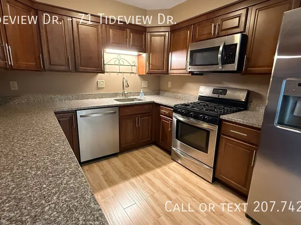 71 Tideview Dr, Dover, NH