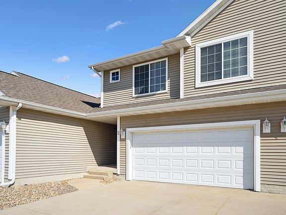 2nd image of 1315 Amelia Dr APT 2