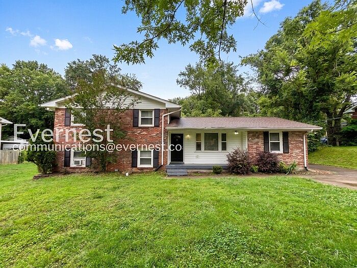 1st image of 130 Roberta Dr