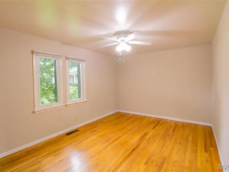 395 Statesman Ct — Photo 12
