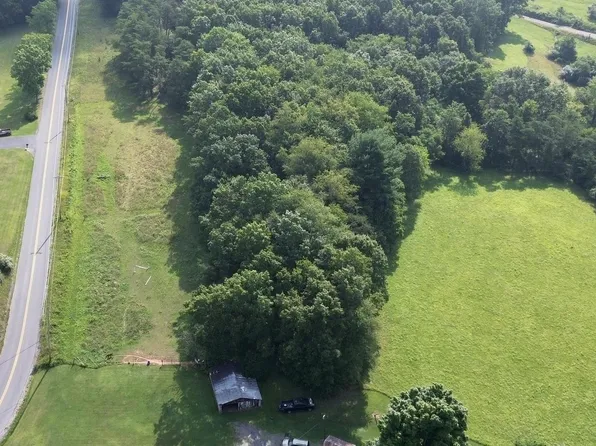 873 W Graceville Rd, Everett, PA 15537