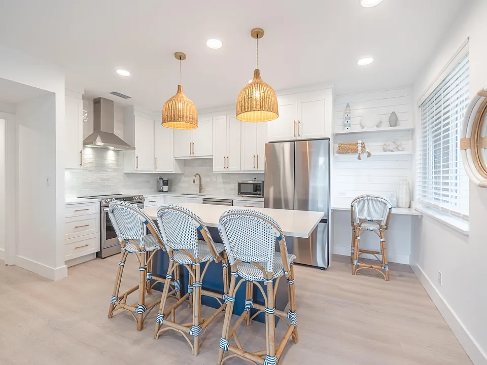 353 S US Highway 1 #A6