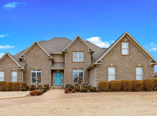 186 Wyndchase Dr, Jackson, TN 38305