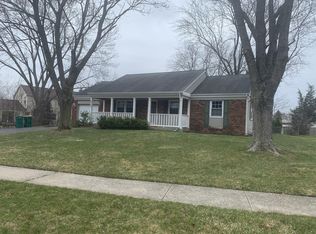 860 Essington Ln, Buffalo Grove, IL