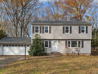 11 Alder Lane, Sandy Hook, CT, 06482