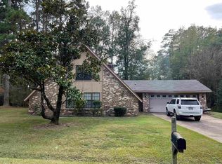 6407 Cedarwood Dr, Pine Bluff, AR 71603