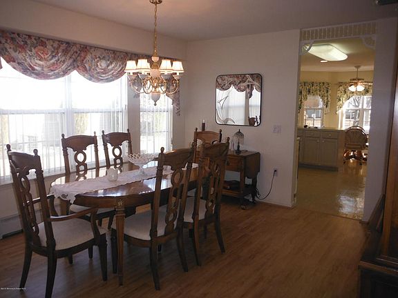 5th image of 3334 Deep River Ln