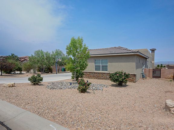 5th image of 3024 Vatapa Rd NE