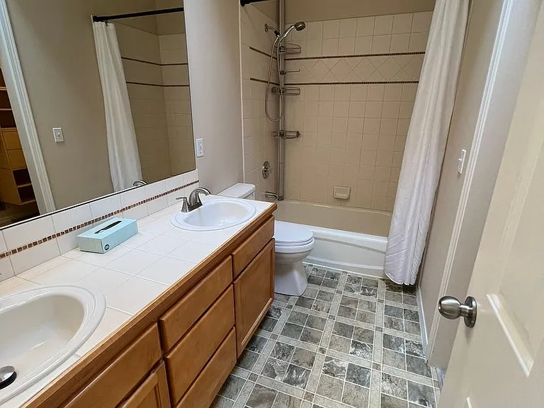 2645 B NW #57 — Photo 21