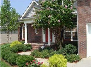 7137 Houser Ridge Ln, Hixson, TN 37343