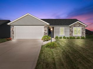 13164 Magnolia Creek Trl, Fort Wayne, IN 46814