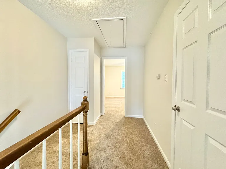 3716 Greenes Xing — Photo 20