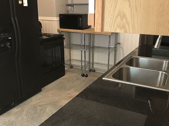 857 Kitchen 1 -1