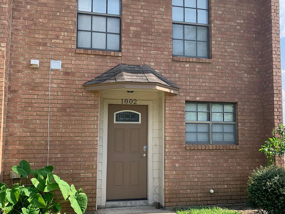 1st image of 1802 Marguerite St #1802