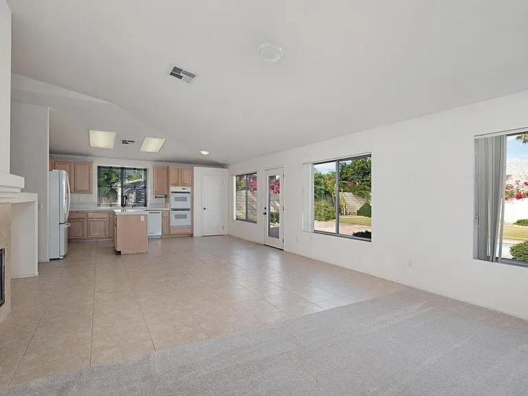 86 Beekman Pl — Photo 16