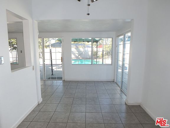 4th image of 7235 Shoshone Ave
