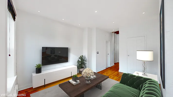 Sold by Green Line Realty | media 2