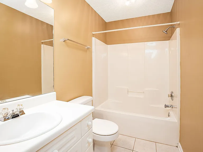2428 E University Dr #103 — Photo 20