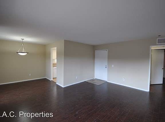 5th image of 15007 Burbank Blvd APT 101
