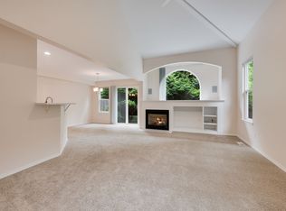 2201 192nd St SE APT B2, Bothell, WA 98012