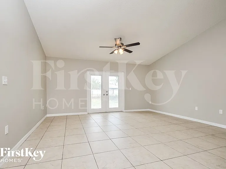 6511 Fox Crest Ln — Photo 5