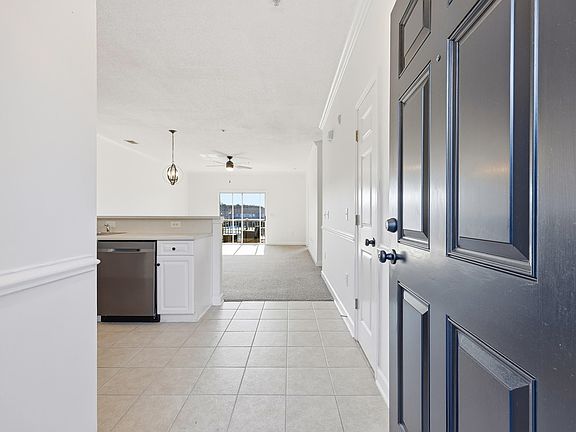 3rd image of 304 Kiskadee Loop #3F