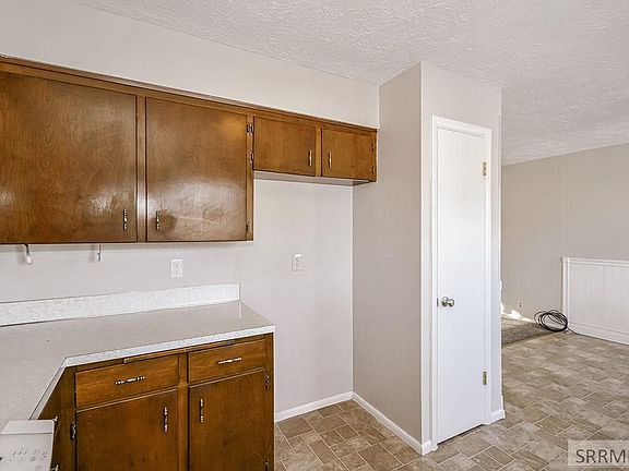 5th image of 4145 E Lance St
