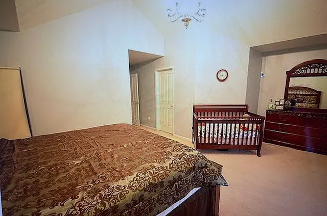 382 Vaughn Cir — Photo 13