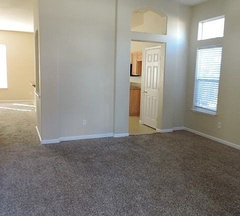 3rd image of 1065 Greenbrook Pl
