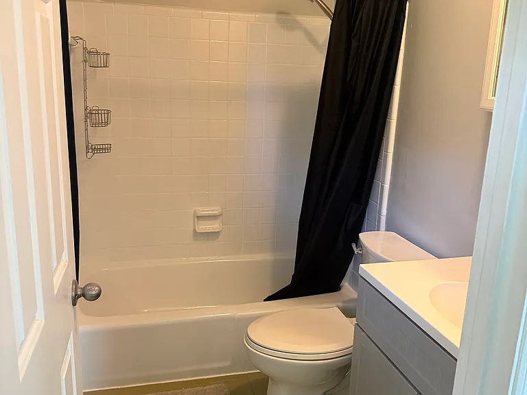 108 Deepwood Dr — Photo 9