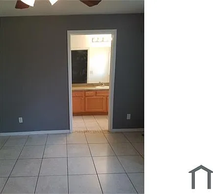 920 Eisenhower Blvd — Photo 7