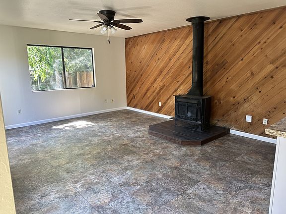 5th image of 1125 Park Blvd